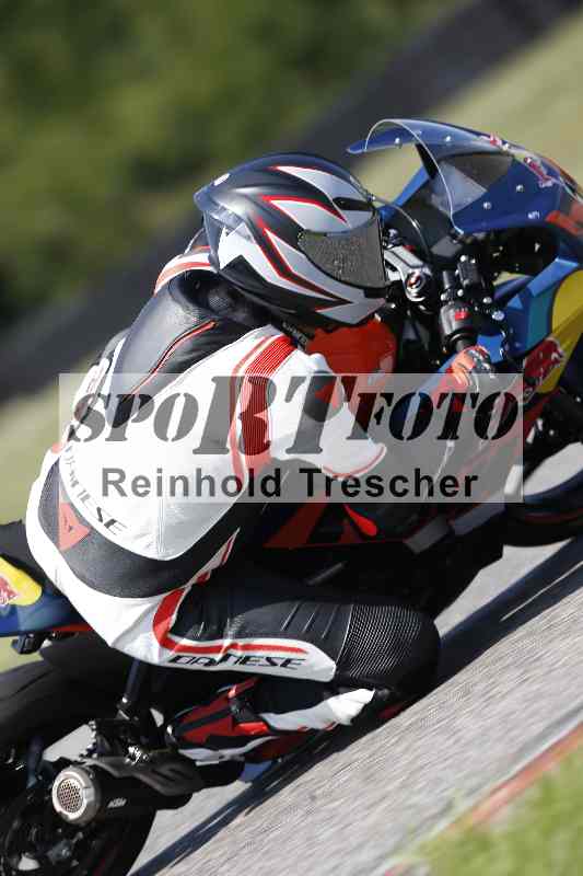 /44 09.08.2025 Plüss Moto Sport ADR/Freies Fahren/backside